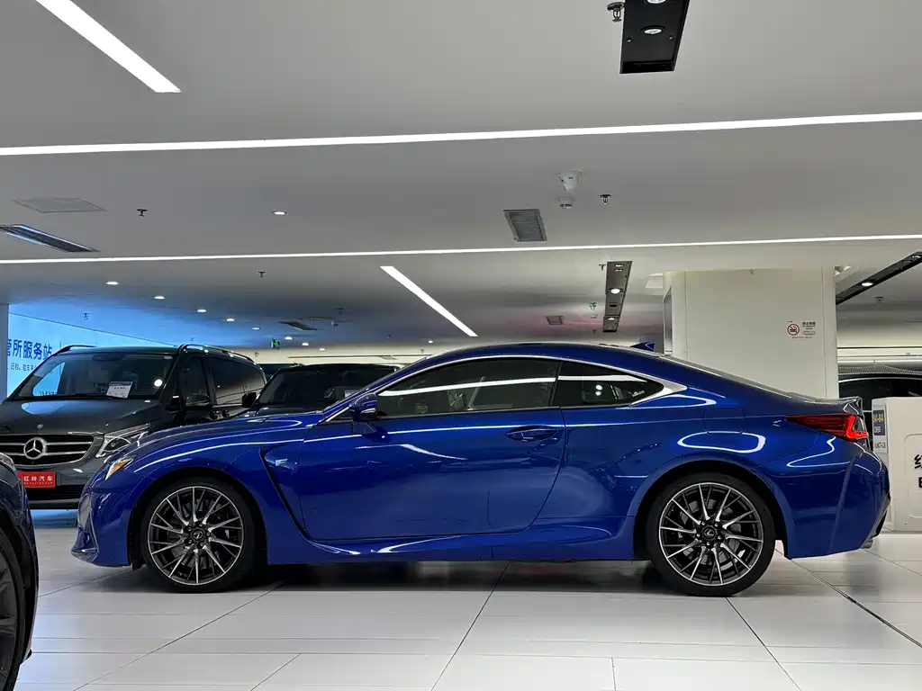 Lexus RC F — миниатюра 4