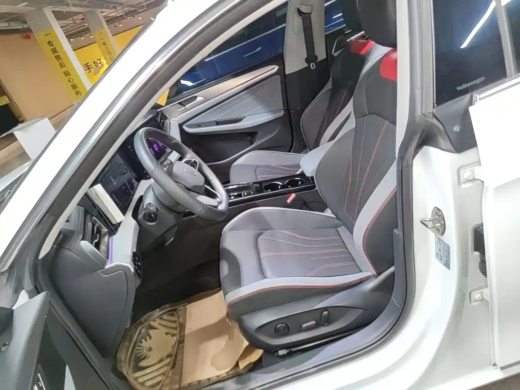 Volkswagen Lamando — миниатюра 15