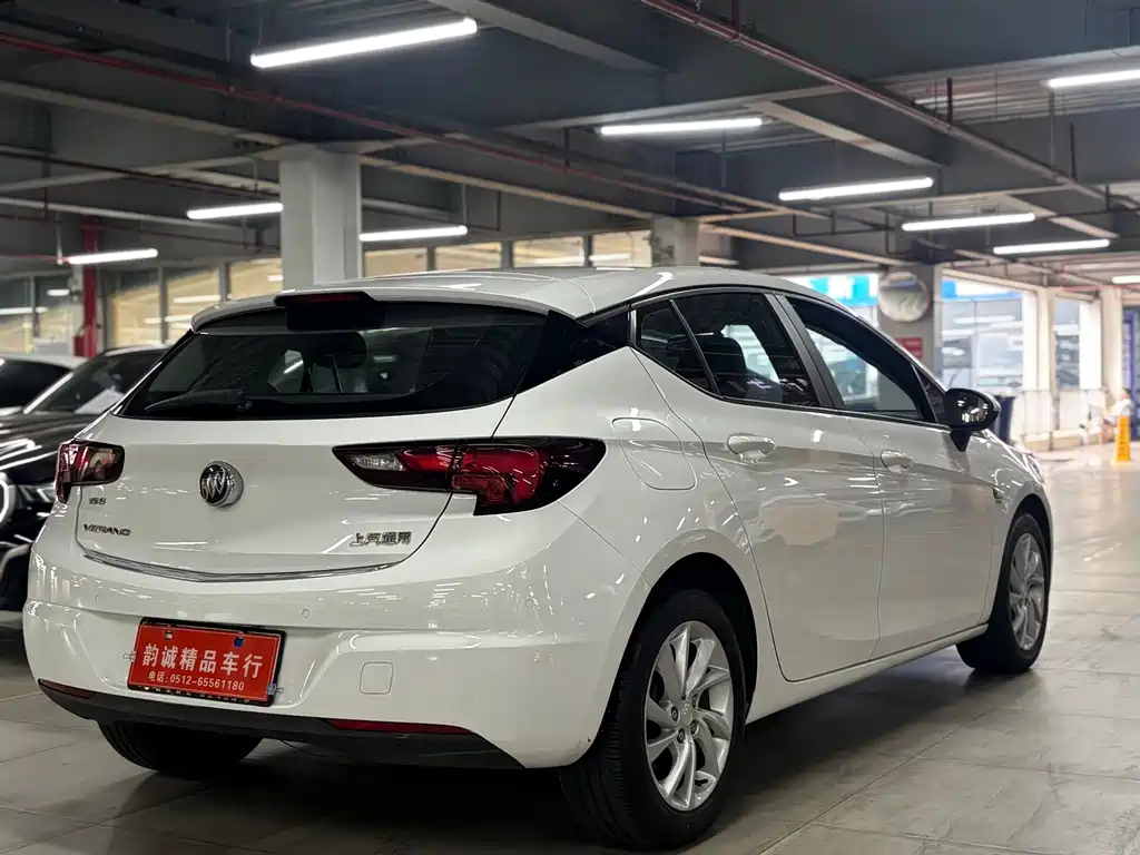 Buick Verano — миниатюра 9