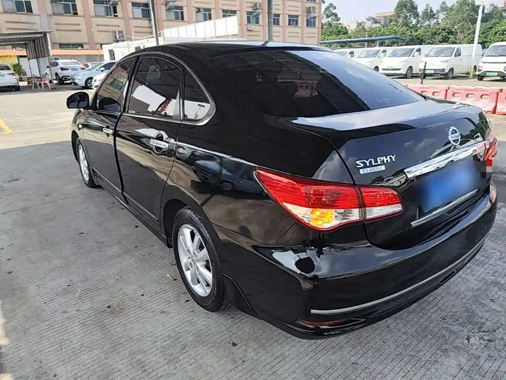 Nissan Sylphy — миниатюра 5