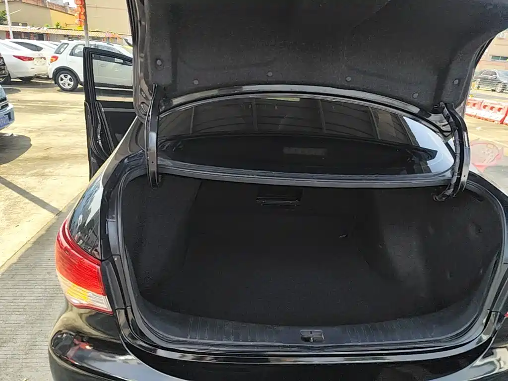 Nissan Sylphy — миниатюра 19