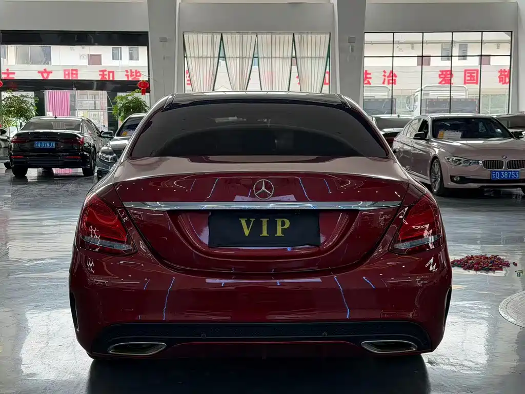 Mercedes-Benz C-Class — миниатюра 8