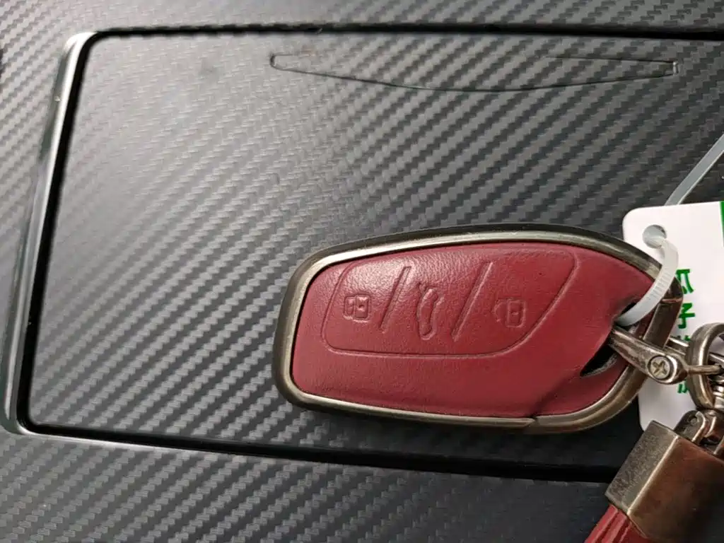 Roewe RX5 MAX — миниатюра 9