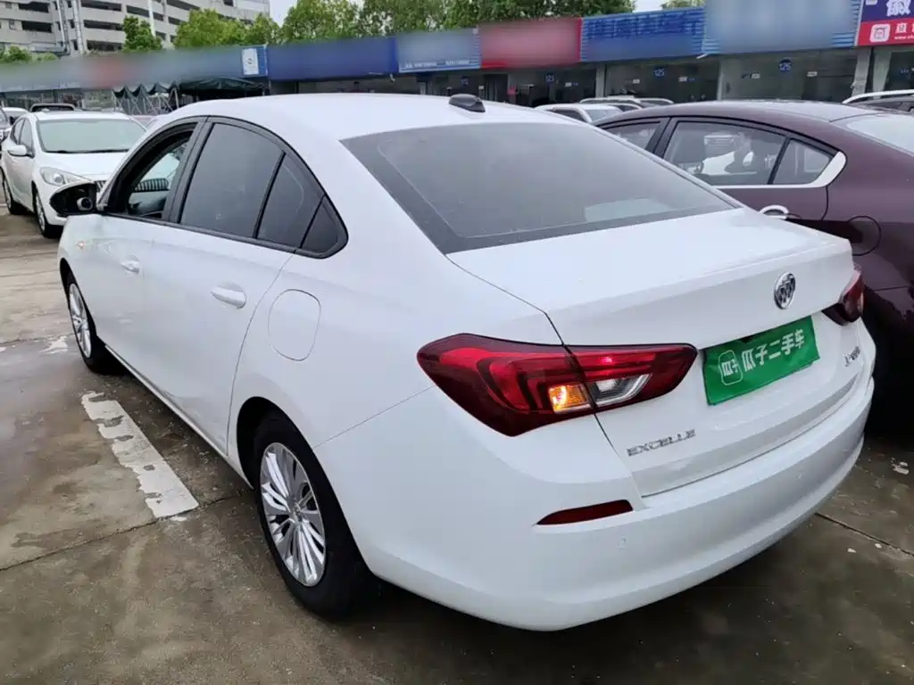 Buick Excelle — миниатюра 5