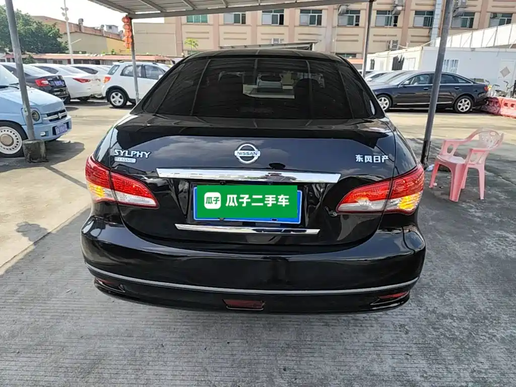 Nissan Sylphy — миниатюра 6
