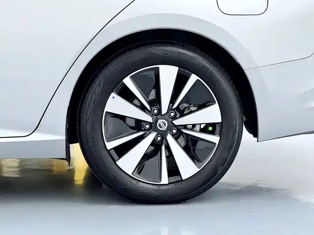Nissan Teana — миниатюра 16
