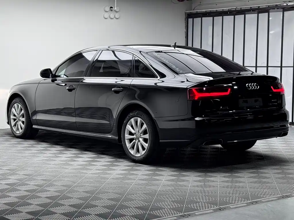 Audi A6L — миниатюра 7