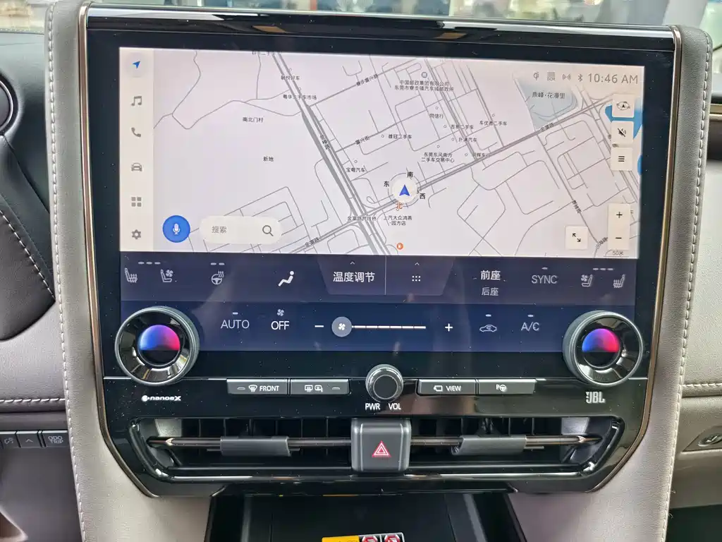 Toyota Alphard — миниатюра 15