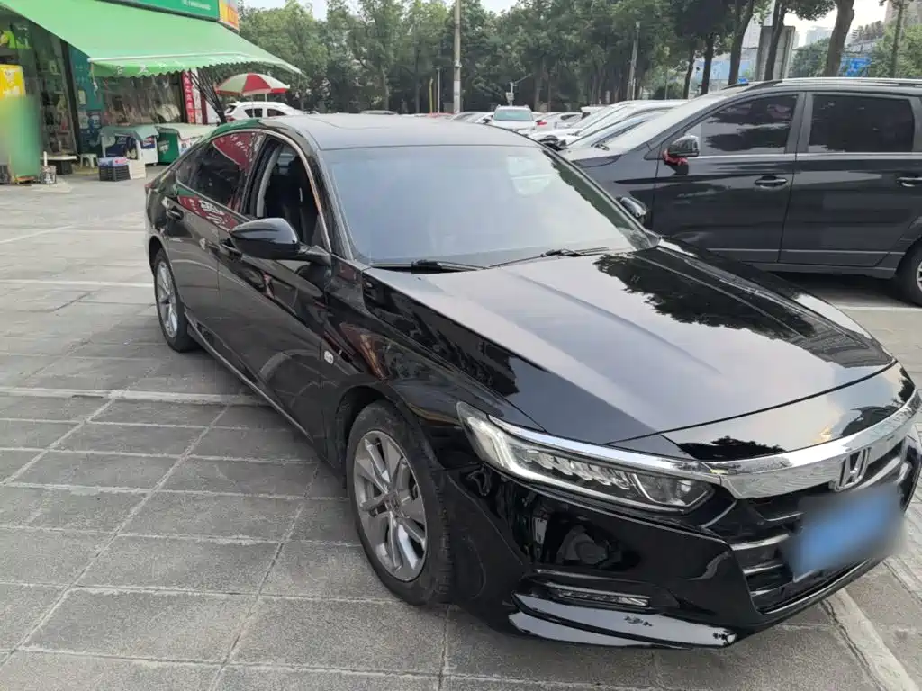 Honda Accord — миниатюра 4