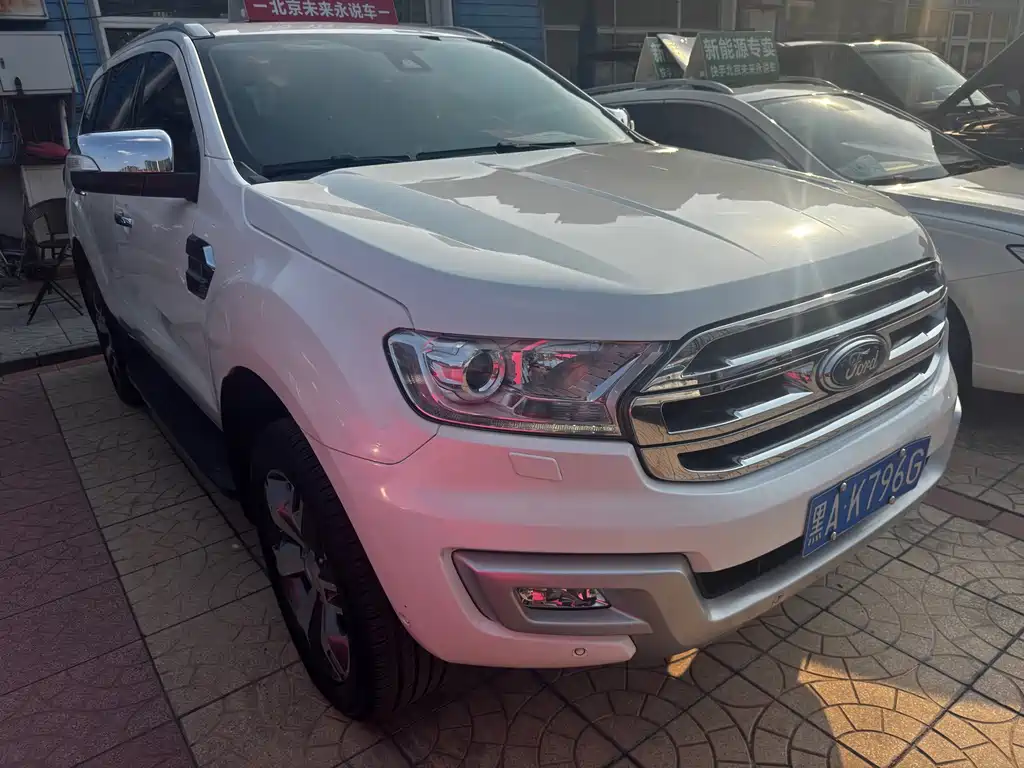 Ford Everest — миниатюра 3