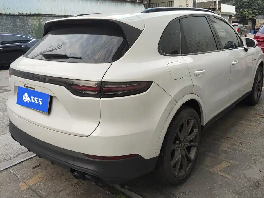 Porsche Cayenne Hybrid — миниатюра 3