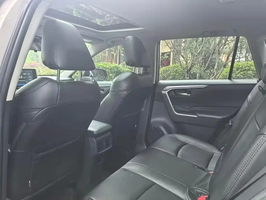 Toyota RAV4 2020 2.0L CVT