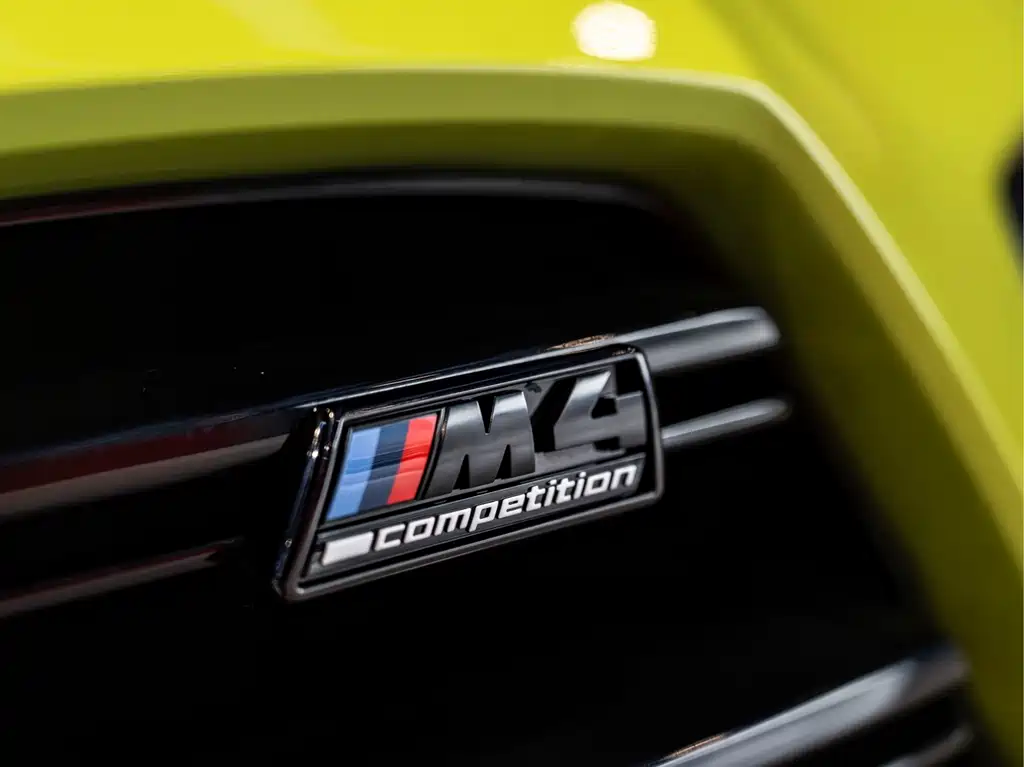 BMW M4 — миниатюра 12