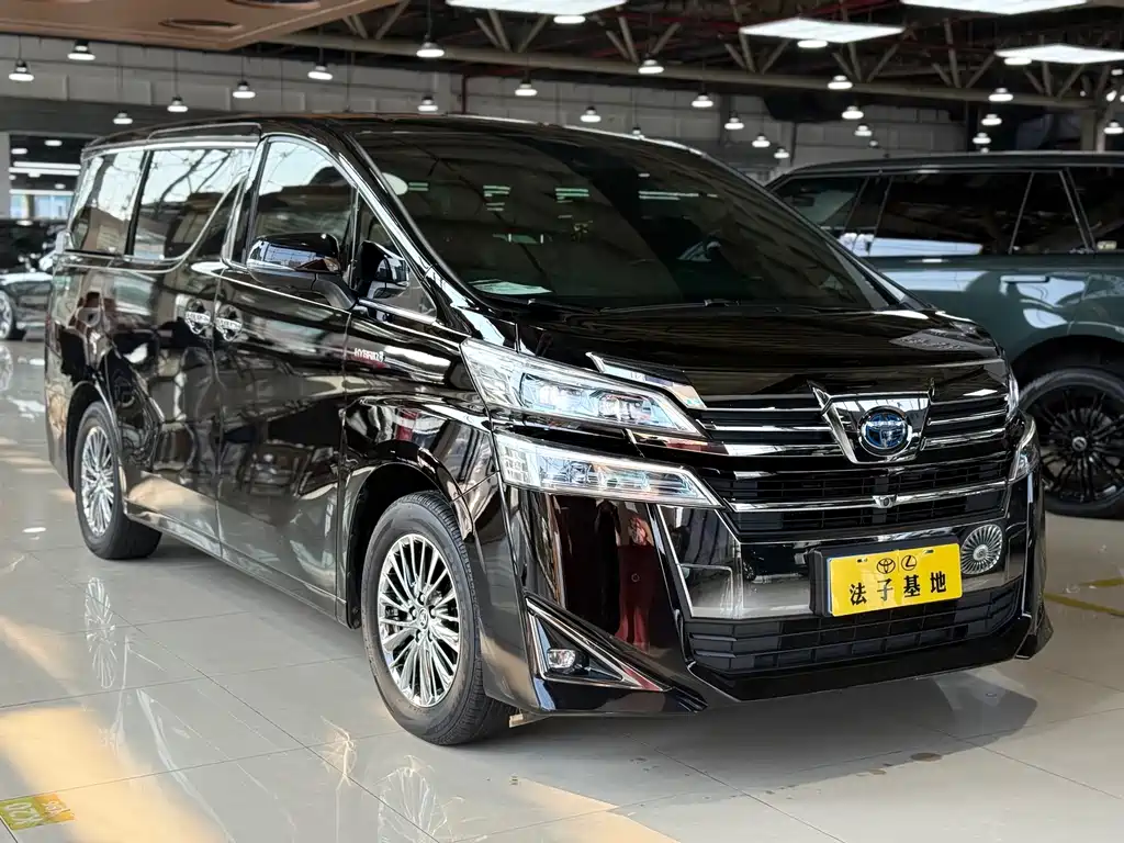 Toyota Vellfire — миниатюра 3