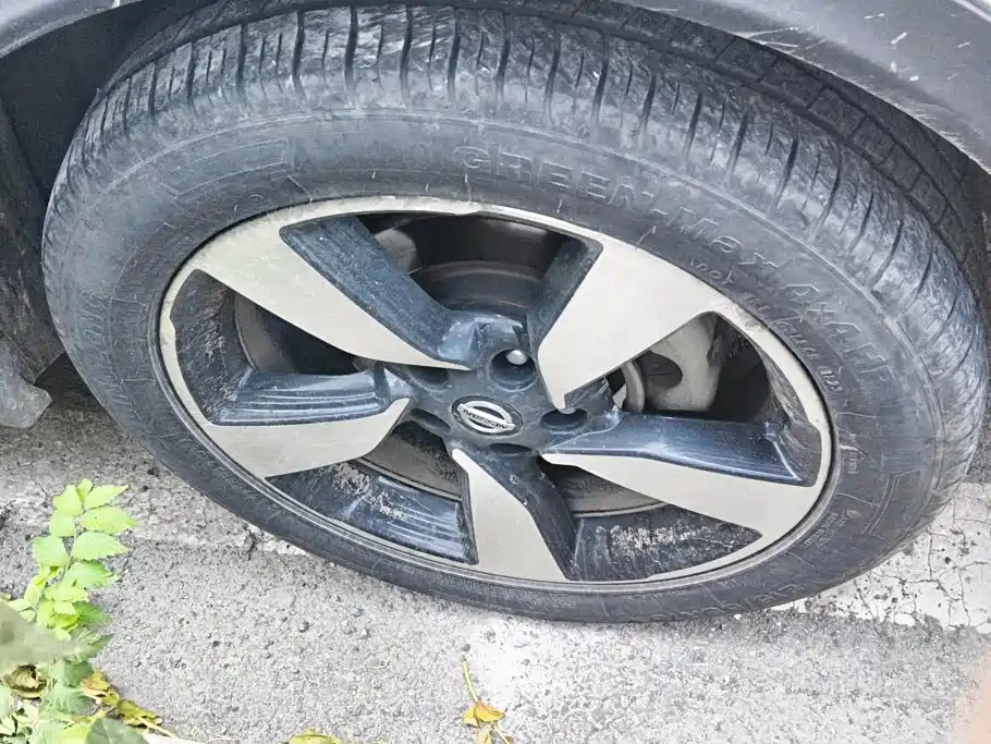 Nissan Qashqai — миниатюра 6