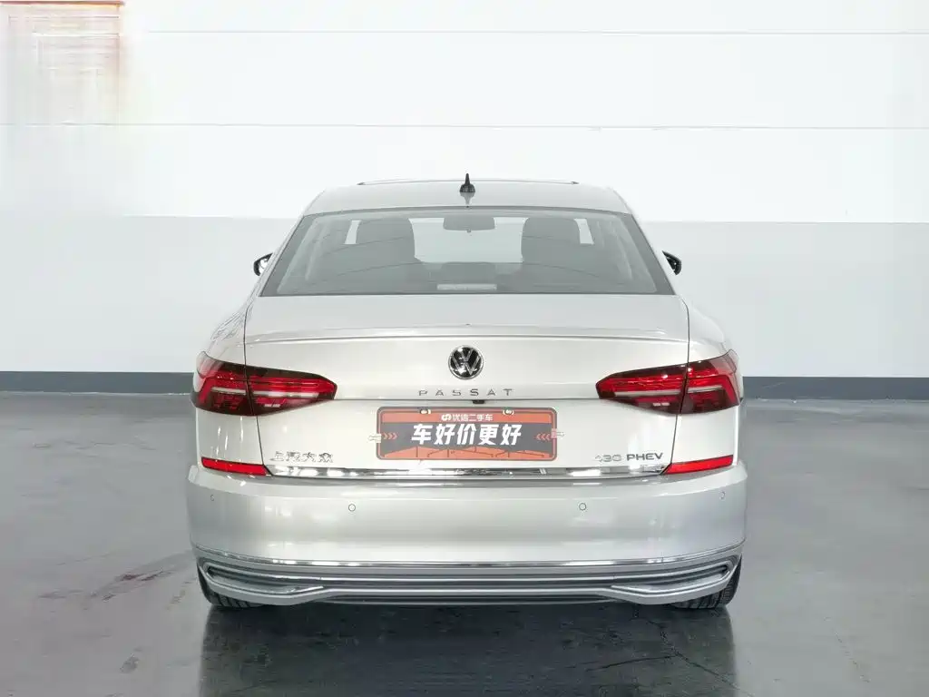 Volkswagen Passat 2020 430PHEV Luxury VI