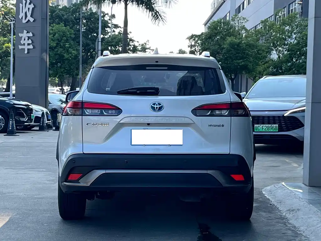 Toyota Frontlander — миниатюра 3
