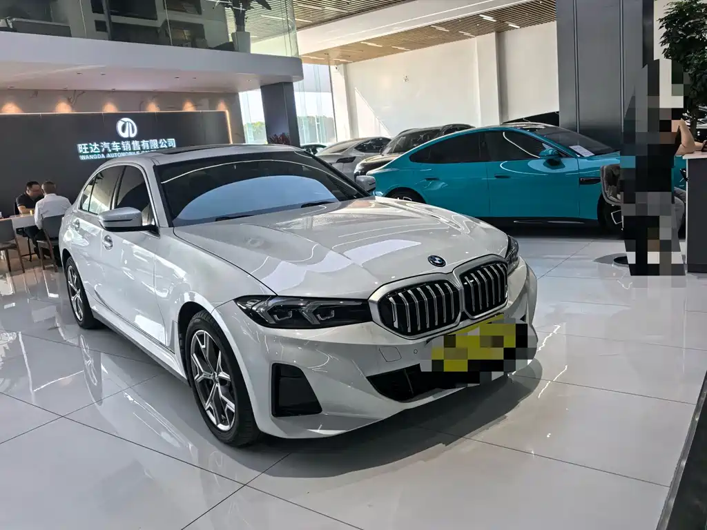 BMW i3 — миниатюра 11