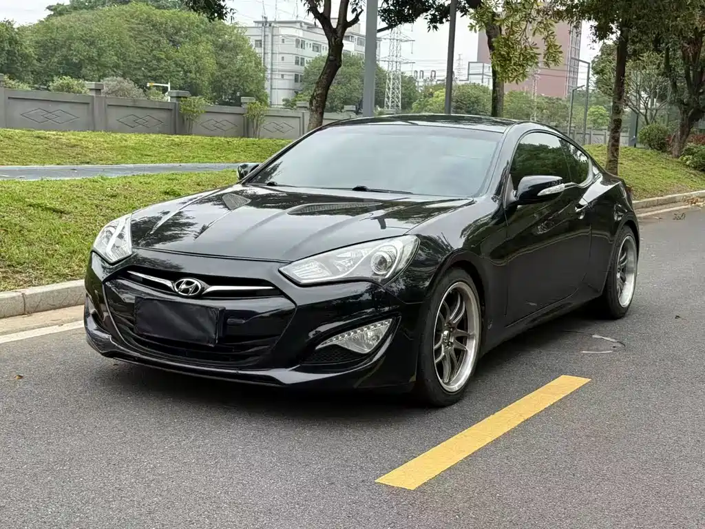 Hyundai Genesis Coupe 2013