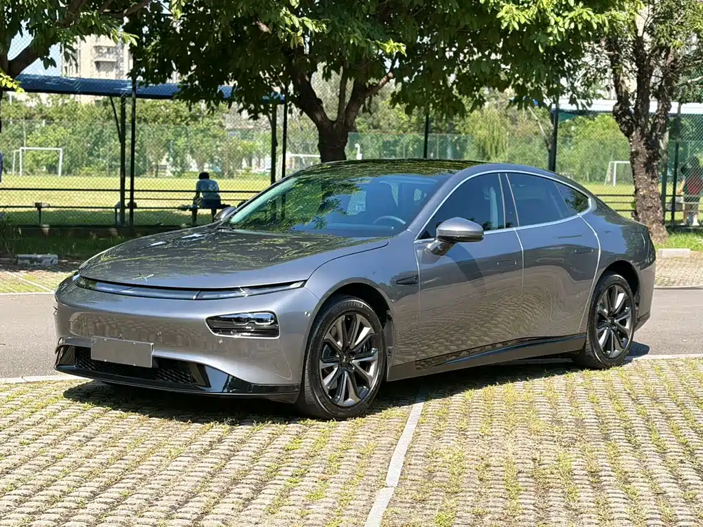 XPeng P7