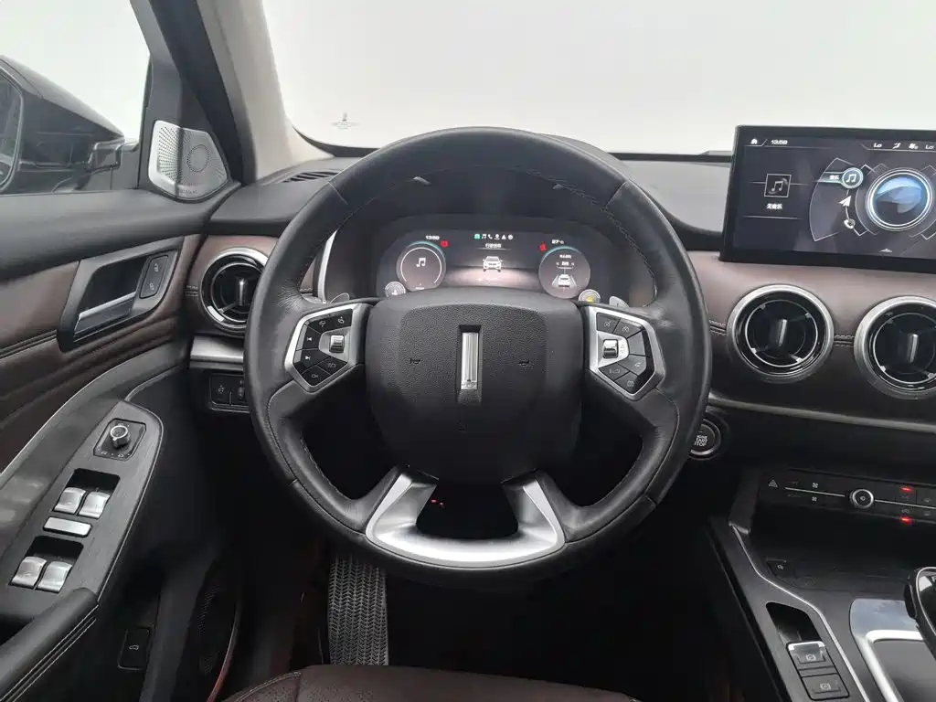 Wey Wey VV6 — миниатюра 11