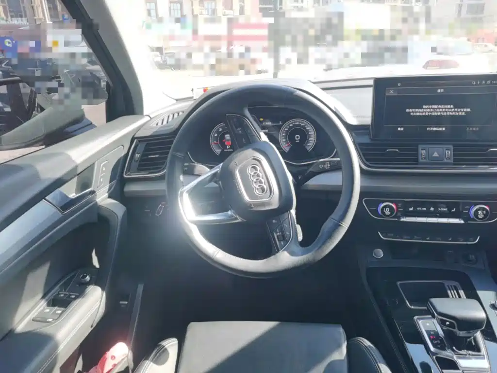 Audi Q5L — миниатюра 3