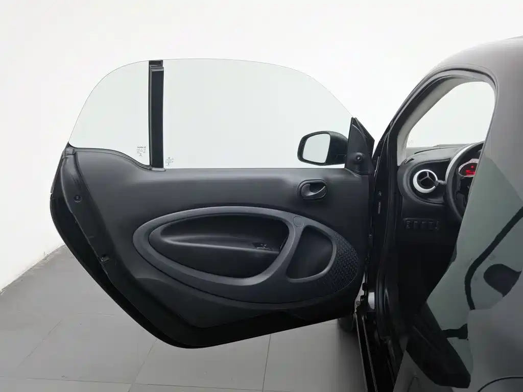 smart Smart Fortwo — миниатюра 8