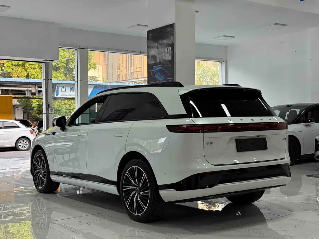 XPeng G9 — миниатюра 12
