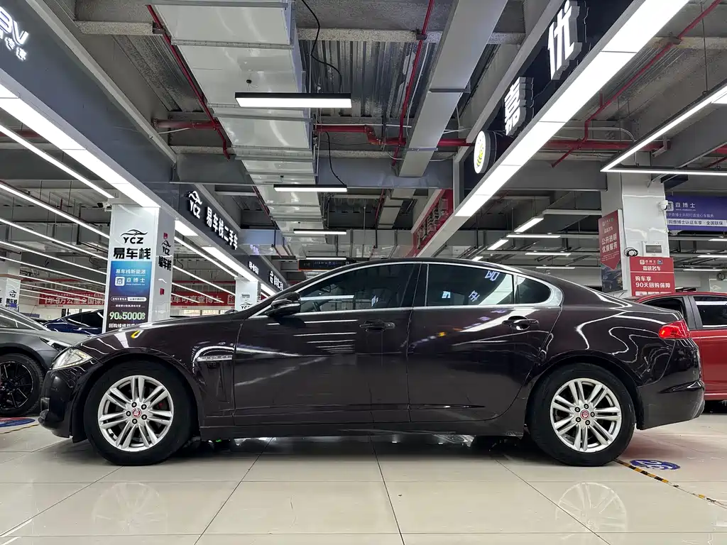 Jaguar XF — миниатюра 8