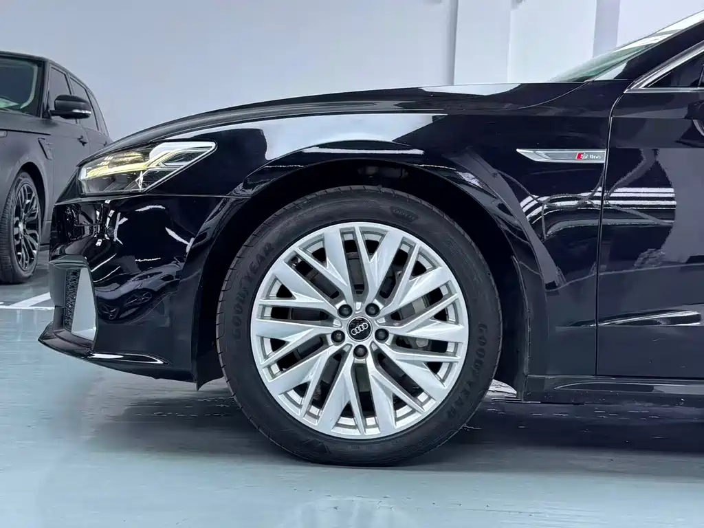 Audi A7L — миниатюра 19