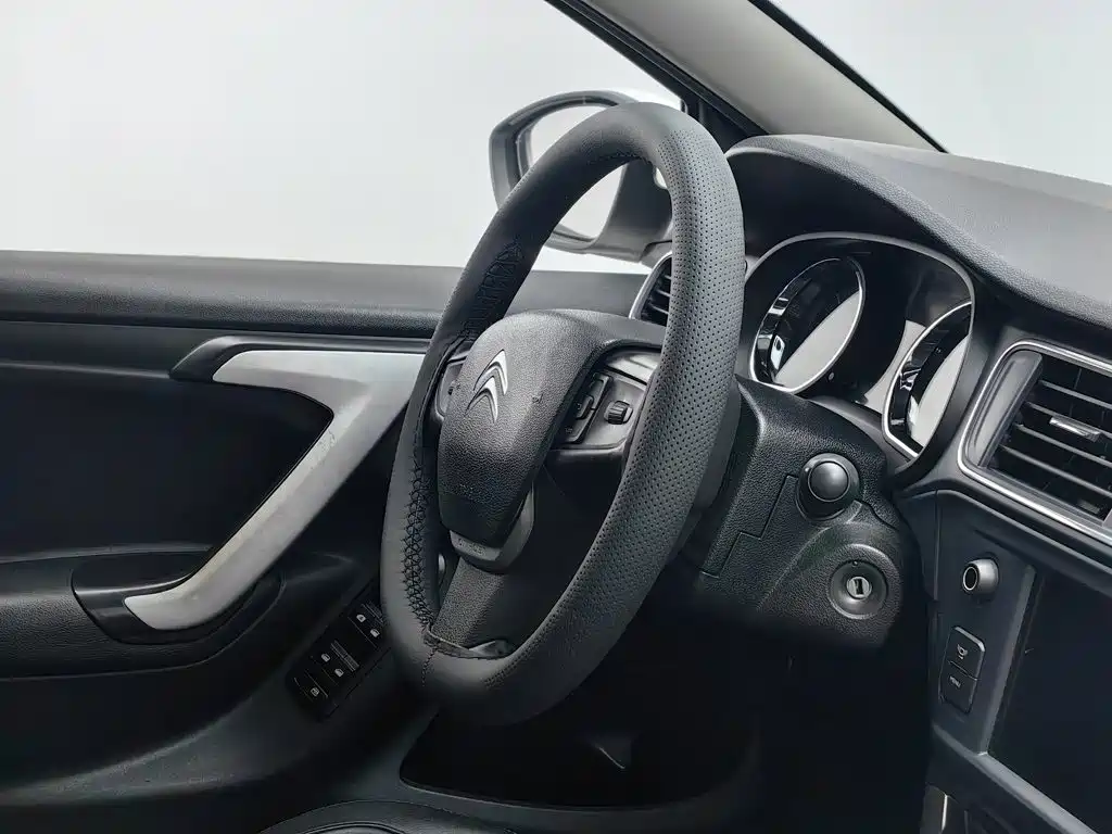 Citroen C3-XR — миниатюра 22