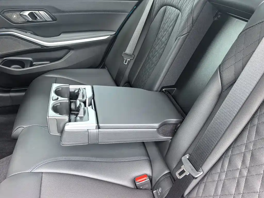 BMW i3 — миниатюра 19