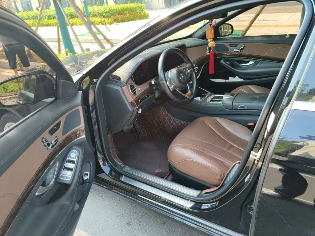 Mercedes-Benz S-Class — миниатюра 12