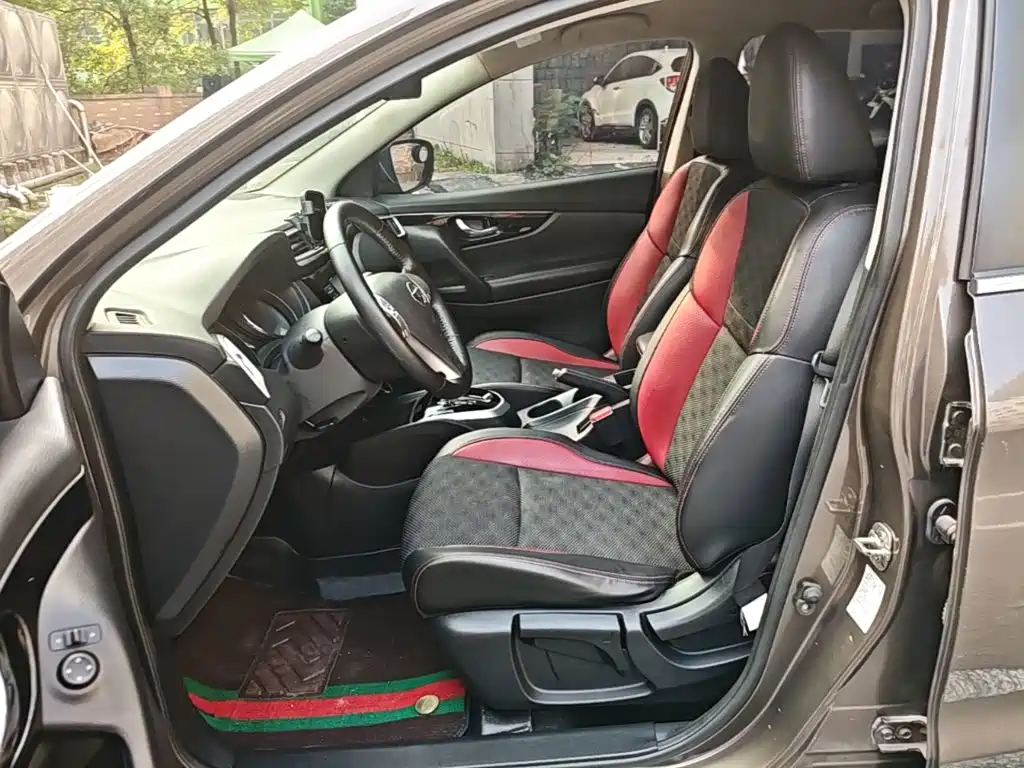 Nissan Qashqai — миниатюра 15