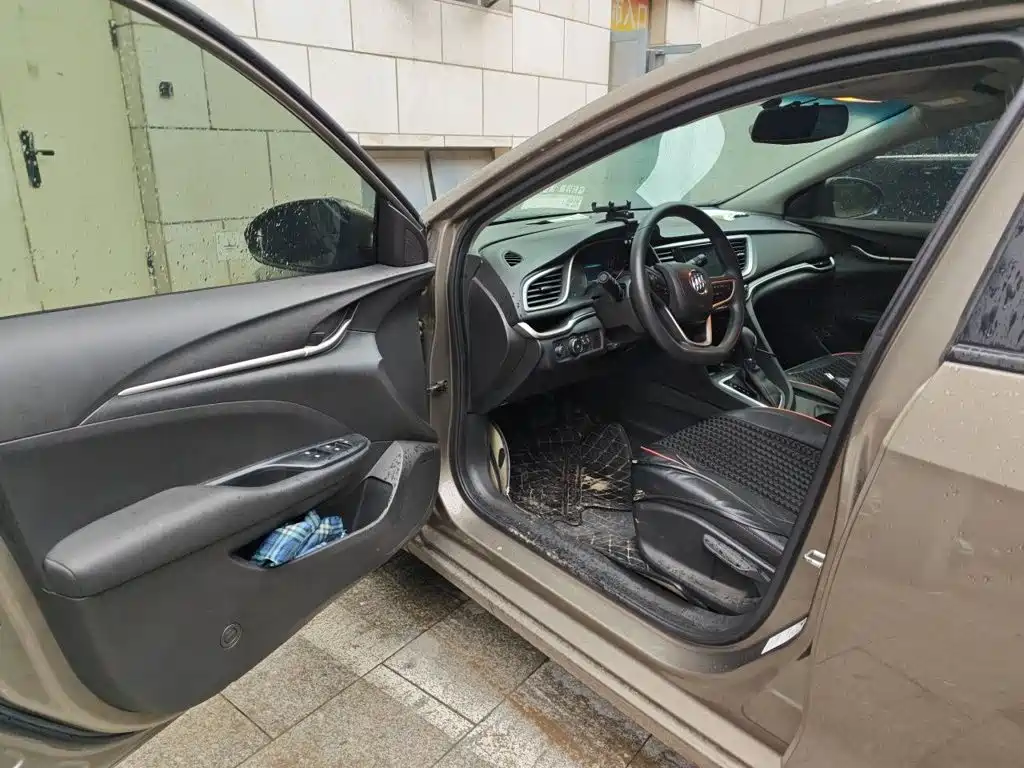 Buick Excelle — миниатюра 12