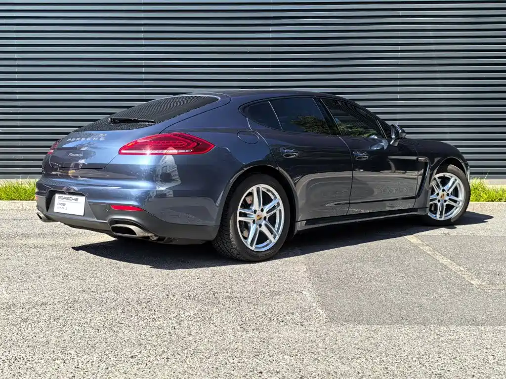 Porsche Panamera — миниатюра 3