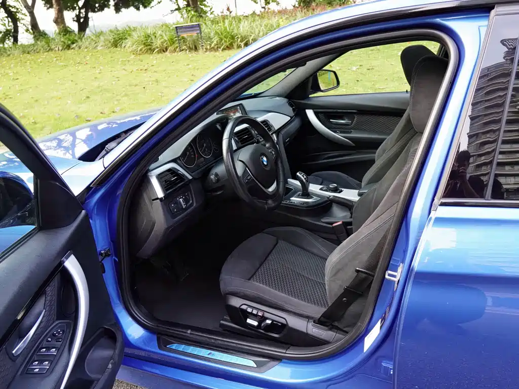 BMW 3 Series — миниатюра 5