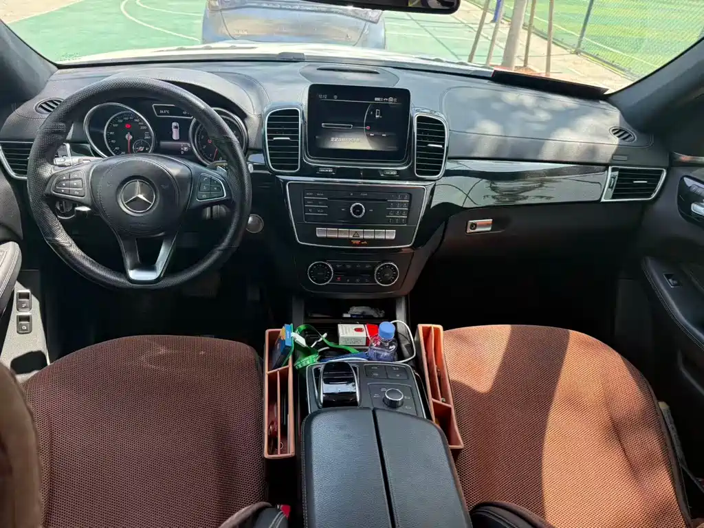 Mercedes-Benz GLS — миниатюра 8