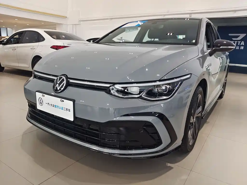 Volkswagen Golf 2023