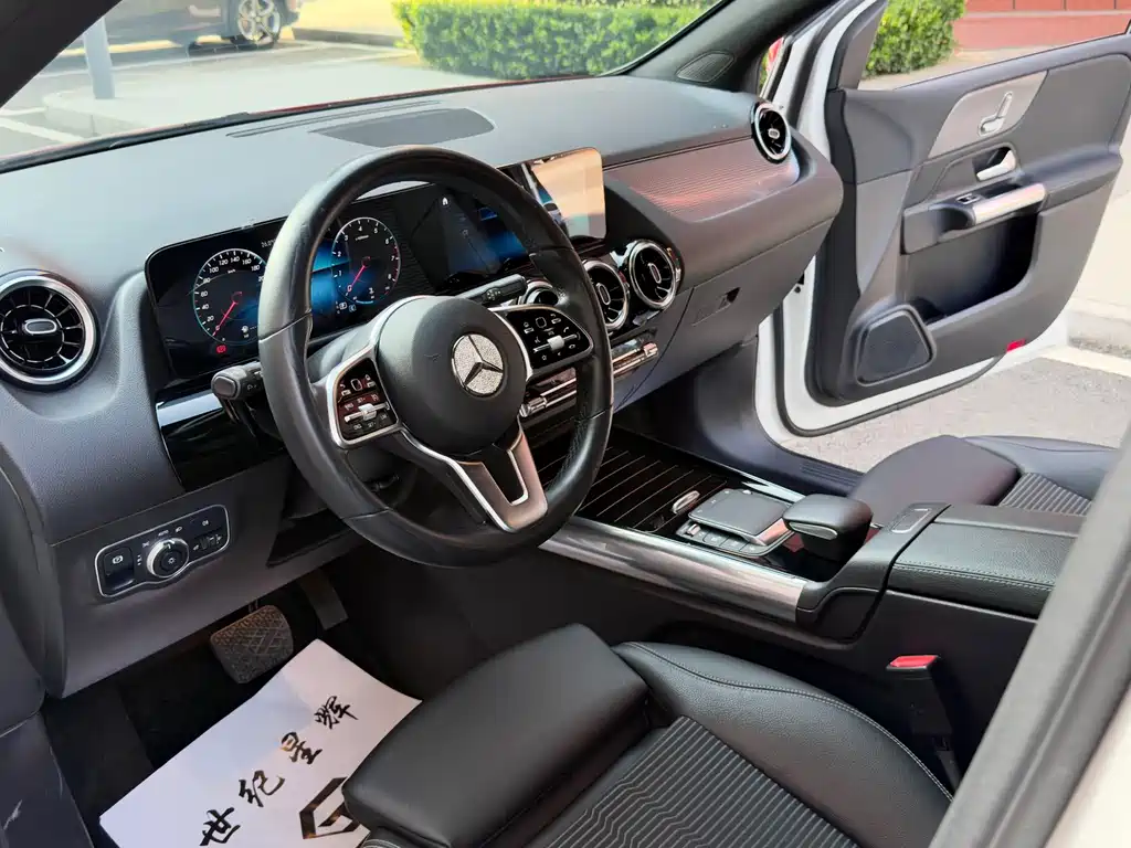 Mercedes-Benz B-Class — миниатюра 12