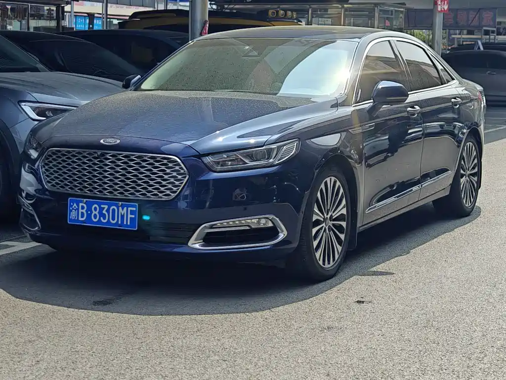 Ford Taurus 2019