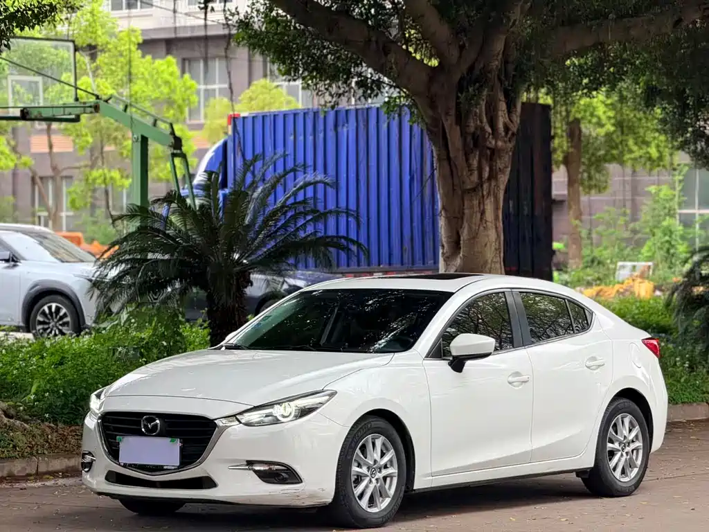 MAZDA 3 ANGKESAILA
