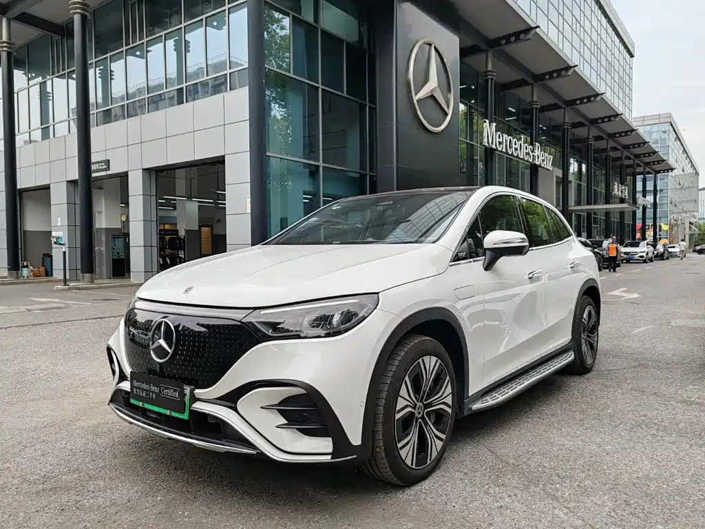 Mercedes-Benz EQE SUV