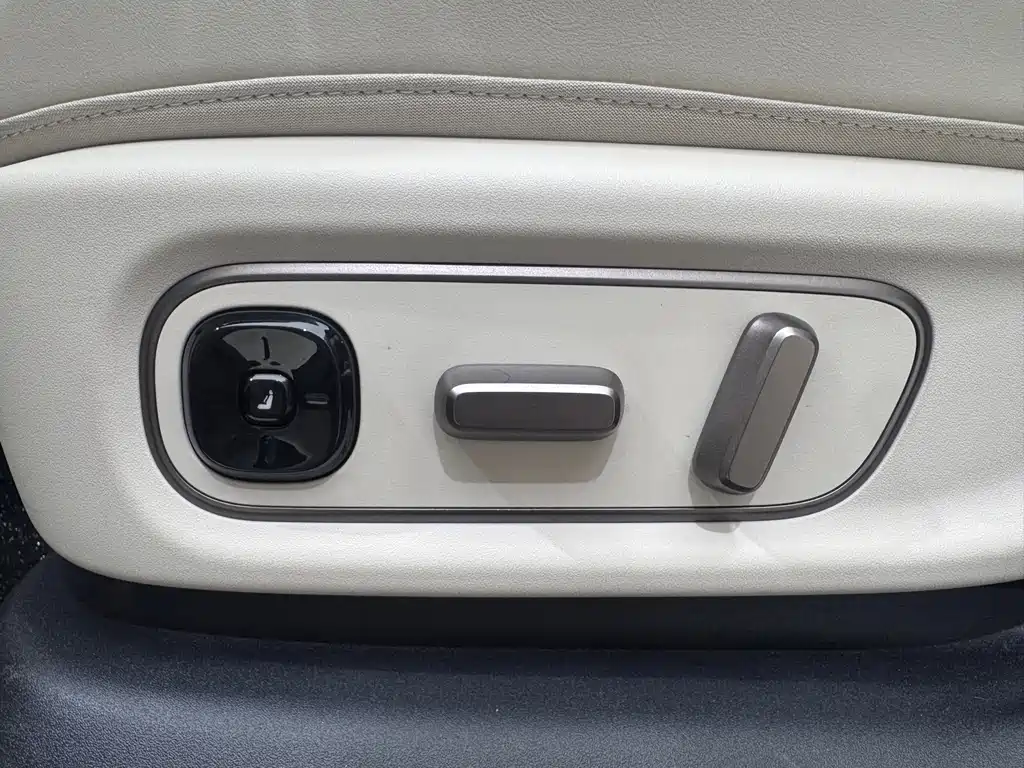 Li Auto Li i6 — миниатюра 14