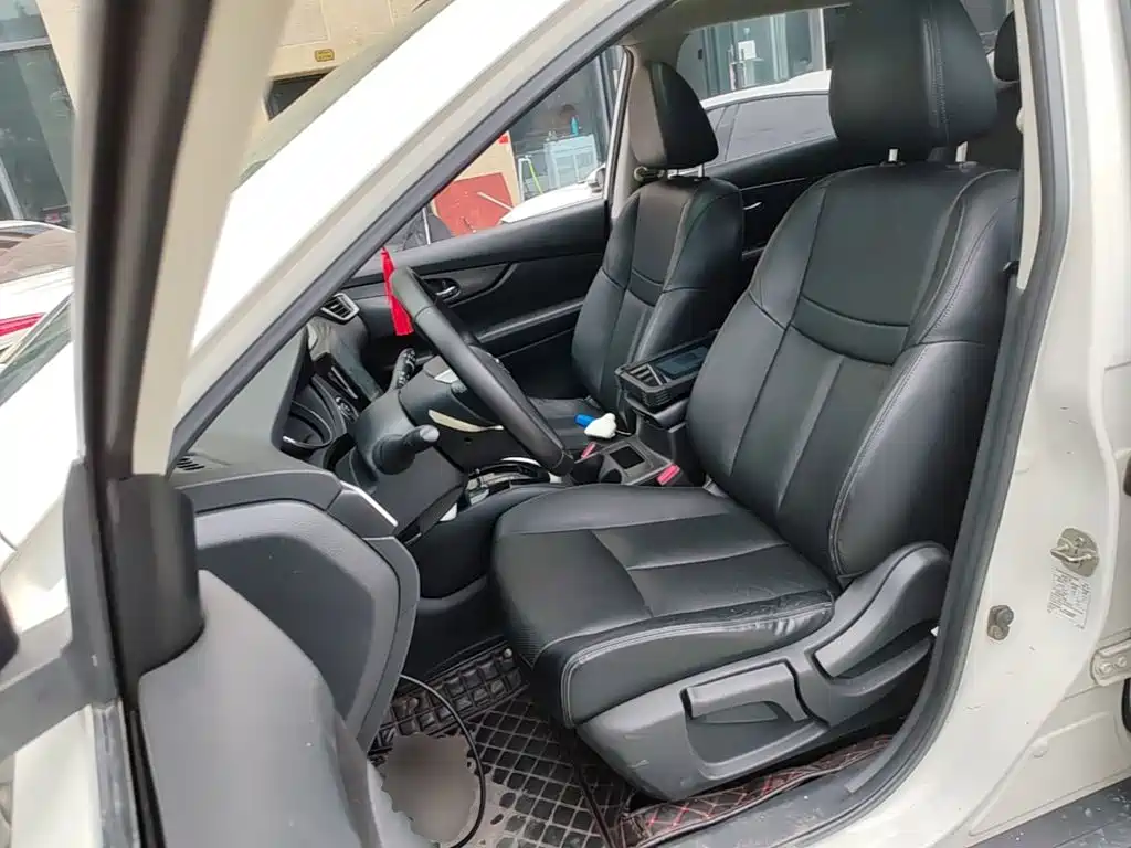 Nissan X-Trail — миниатюра 15