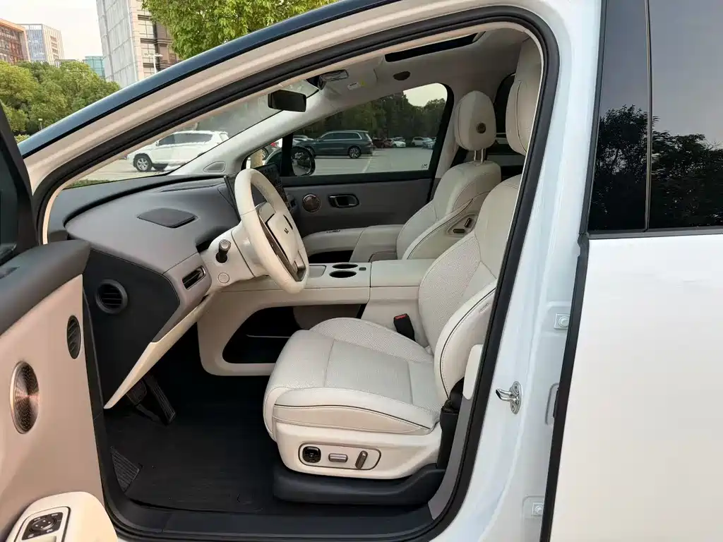 Li Auto Li i8 — миниатюра 4