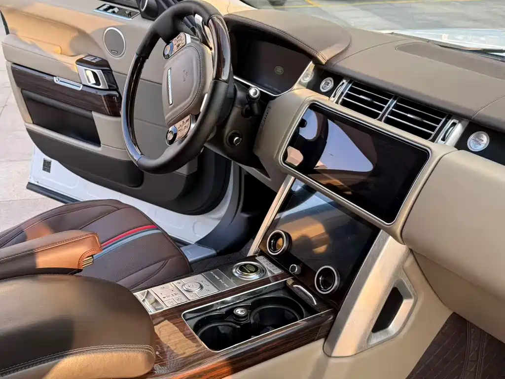 Land Rover Range Rover — миниатюра 15