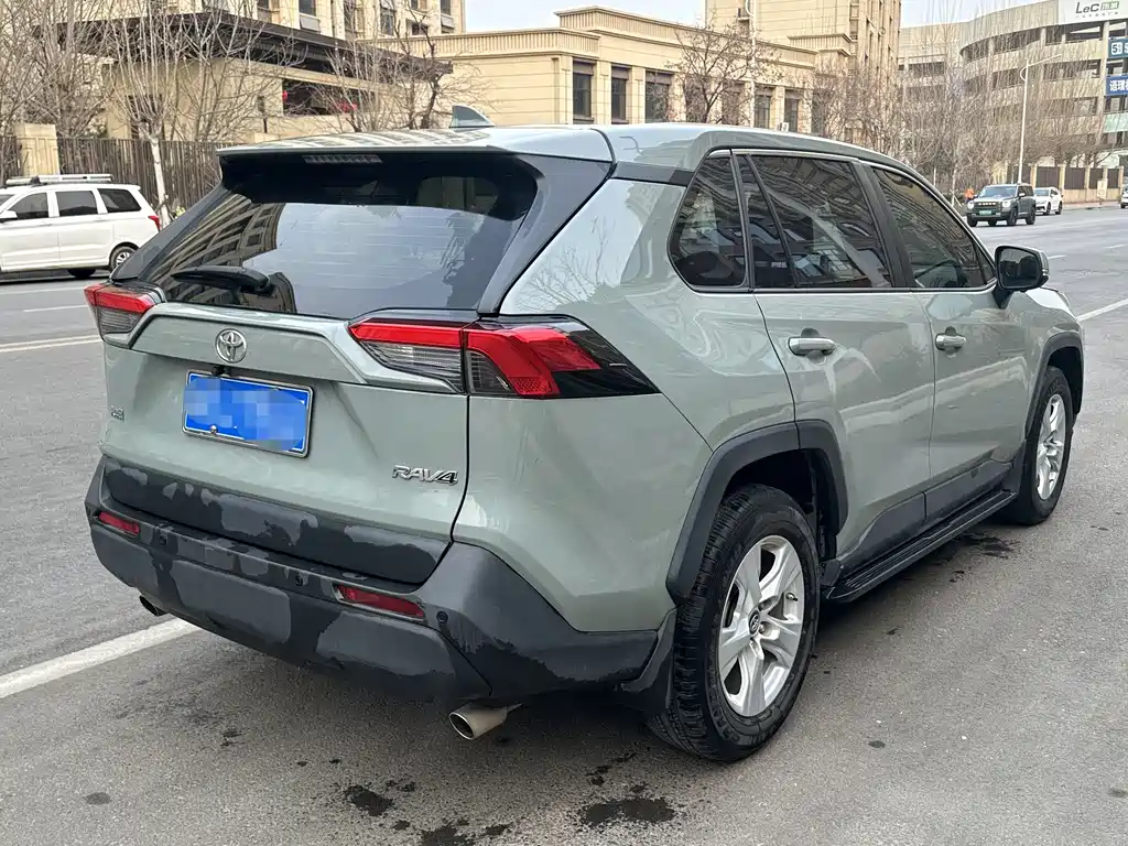 TOYOTA RAV4 RONGFANG