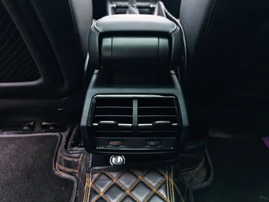 Audi Q3 — миниатюра 11