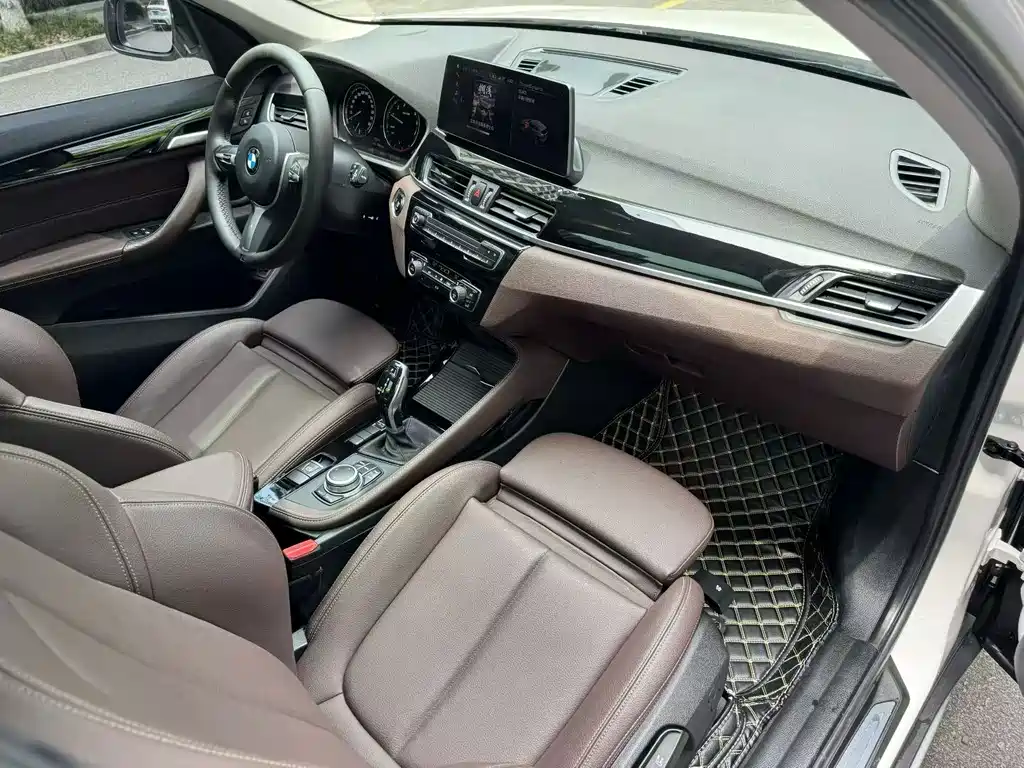 BMW X1 — миниатюра 7